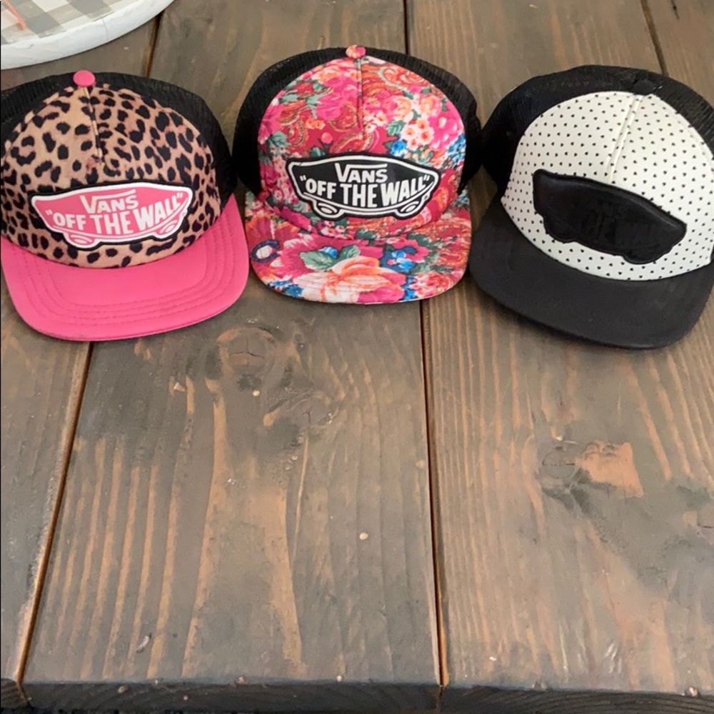 3 Women’s SnapBack Trucker Vans hats